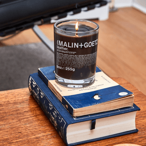 (Malin+Goetz) Leather Candle 255g